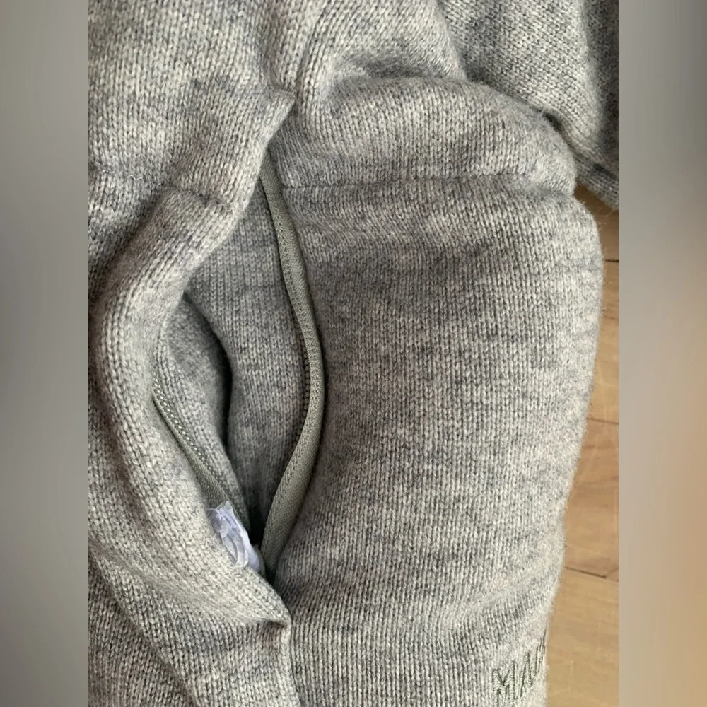 [NWT] MACKAGE - Cashmere & Wool
Puffer Jacket, Tessy-K - Picture 9 of 15